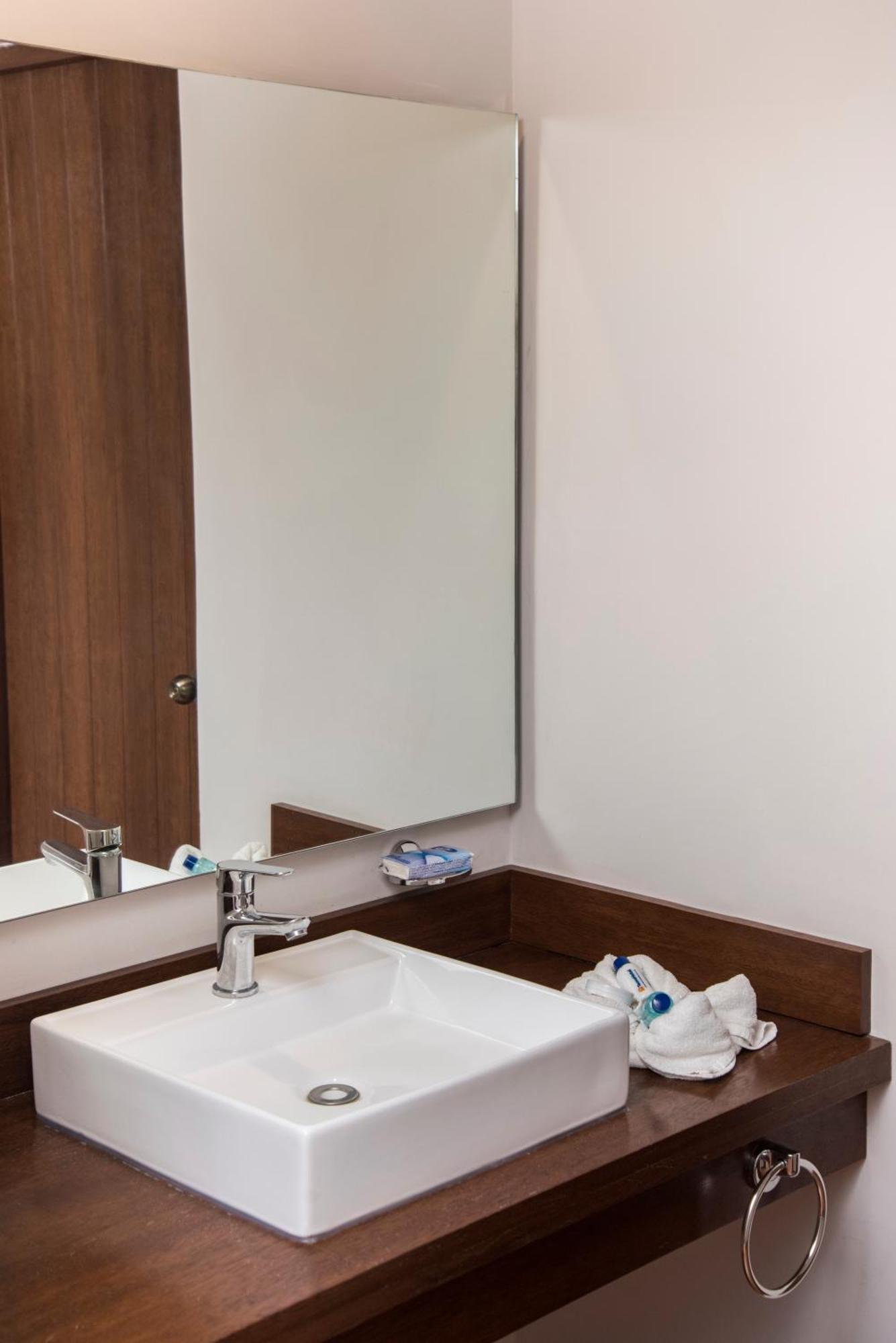 Tecnohotel Valladolid Вальядолид Экстерьер фото